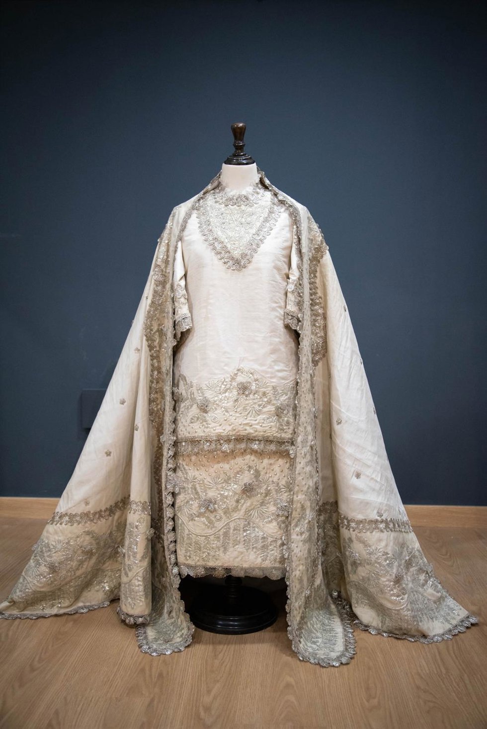 Traje de la Mártir Santa Eulalia