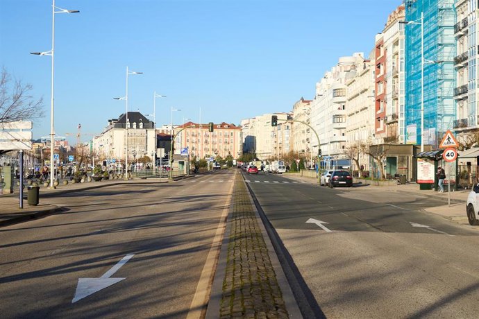 Archivo - Imagen de la calle Castelar, donde el  3 de febrero se produjo un atropello mortal a un motorista de 19 años.