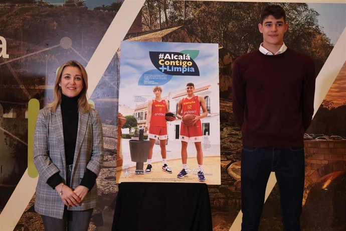 Dos Campeones del Mundo de baloncesto protagonizan una campaña cívica en Alcalá de Guadaíra.
