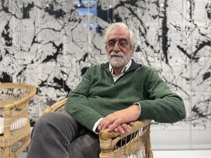 El escritor y periodista Vicen Villatoro