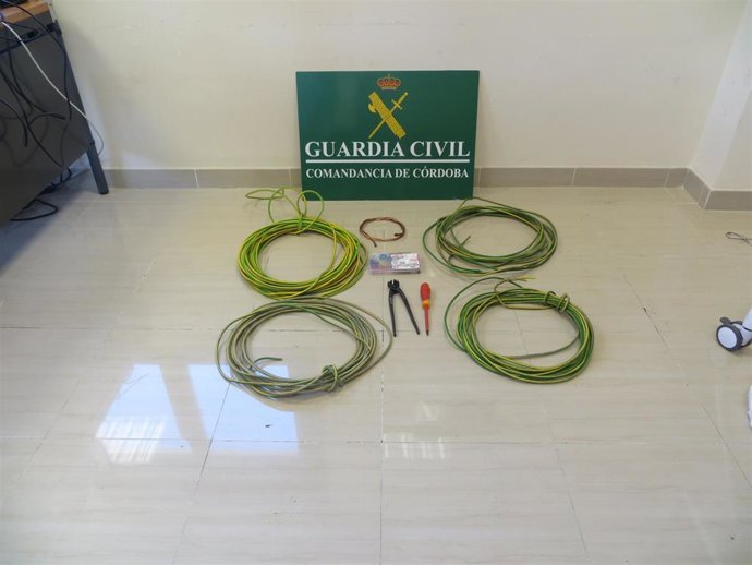 Cable de cobre intervenido.