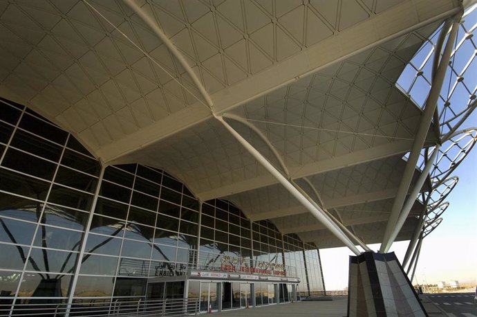 Archivo - El aeropuerto de Erbil en la región semiautónoma del Kurdistán iraquí