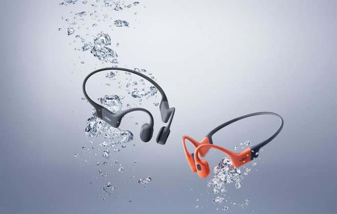 SHOKZ_OpenSwim_Pro_GY_Studio_2