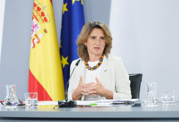 Archivo - La vicepresidenta tercera y ministra para la Transición Ecológica y el Reto Demográfico, Teresa Ribera, durante una rueda de prensa posterior a la reunión del Consejo de Ministros, en el Palacio de La Moncloa, a 11 de mayo de 2023. (Foto de ar