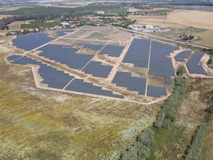 Vista aérea de la planta solar de Endesa en San Antonio (Huelva).