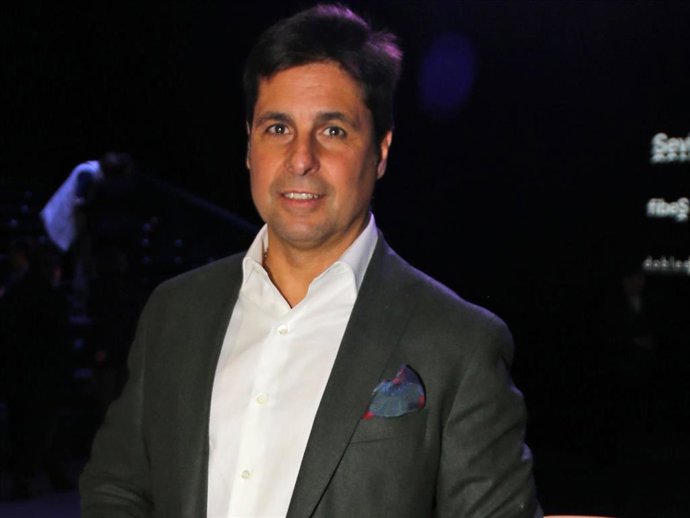 Francisco Rivera asiste al desfile de 'Mi abril' la firma de Lourdes Montes que presenta su colección en SIMOF 2024