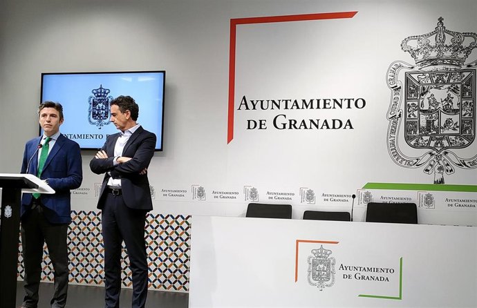 Jorge Saavedra y Enrique Catalina, en rueda de prensa