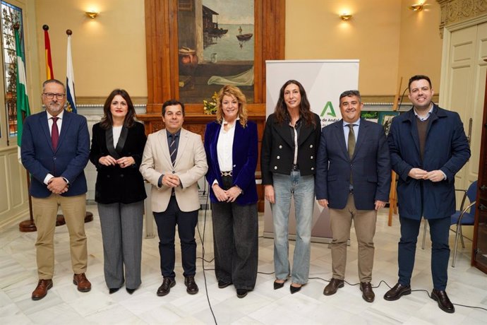 La consejera de Inclusión Social, Juventud, Familias e Igualdad, Loles López, presenta en Huelva la primera Estrategia de Atención a Personas sin Hogar en Andalucía 2023-2026.