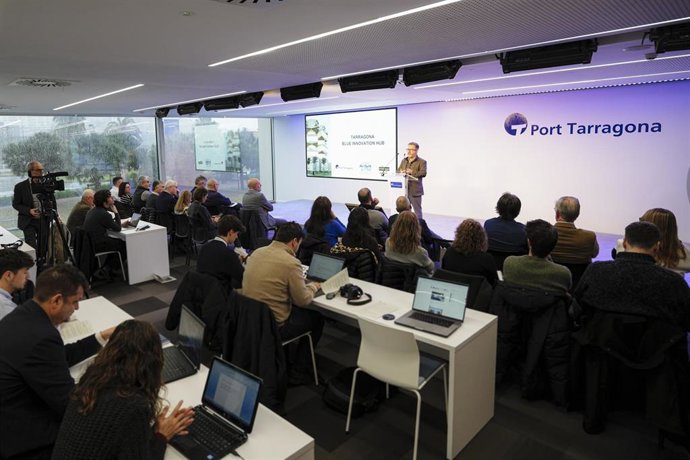 Acto de presentación del 'hub' en economía azul del Port de Tarragona, Apportt y StartSud Studio