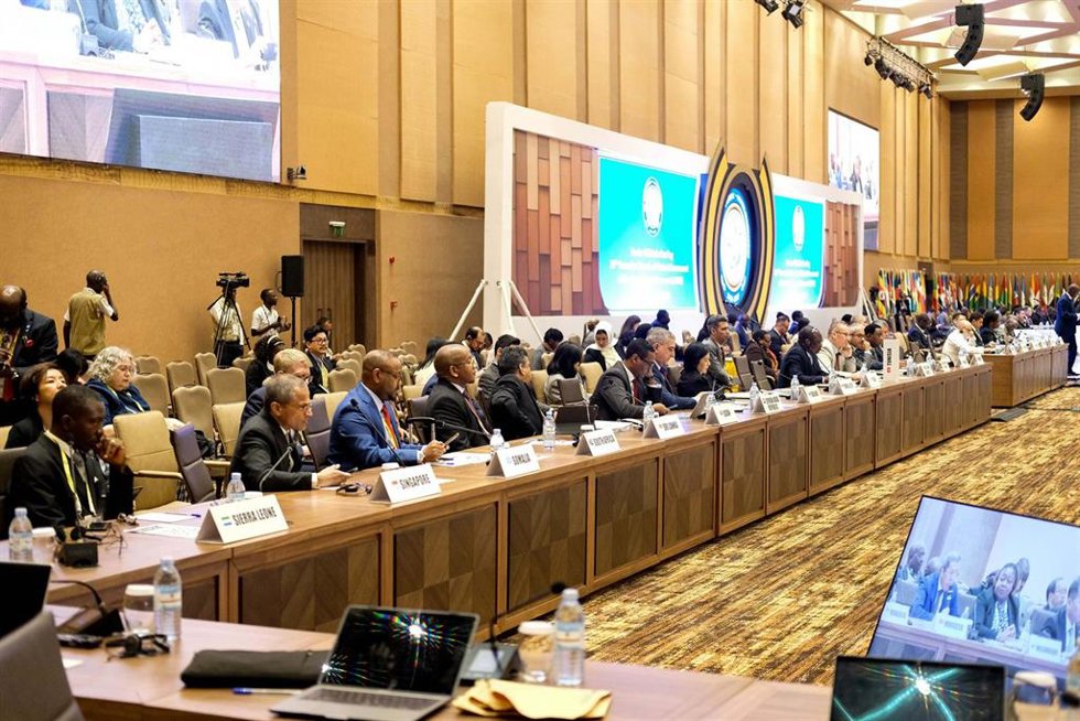 Cumbre del Movimiento de Países no Alineados en Kampala (Uganda) 