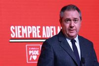 Espadas garantiza a Moreno que el Gobierno "le sacará de apuros aportando todo lo que esté en su mano" ante la sequía