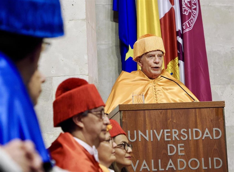 La Universidad de Valladolid (UVa) inviste como Doctor Honoris Causa a Josep Borrell, actual alto representante de la Unión Europea para Asuntos Exteriores y Política de Seguridad y vicepresidente de la Comisión Europea