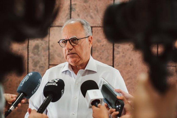Casimiro Curbelo, presidente del Cabildo de La Gomera