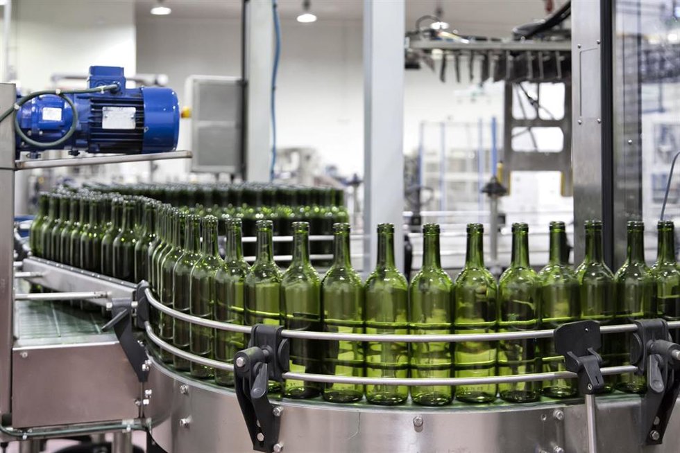 Archivo - Embotelladora de vino
