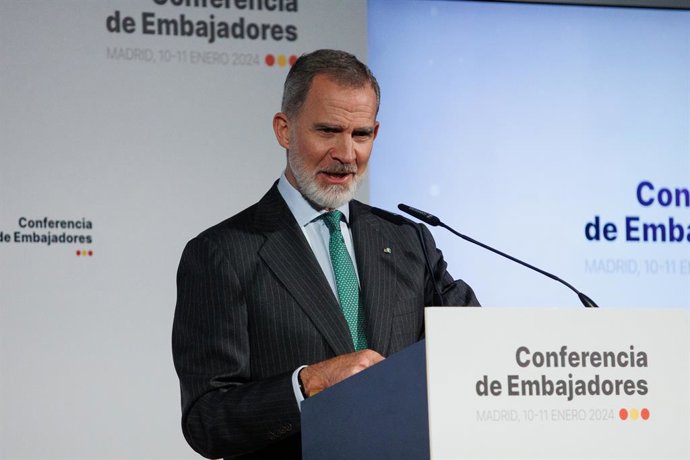 El Rey Felipe VI clausura la segunda y última jornada de la VIII Conferencia de Embajadores, en la sede del Ministerio de Asuntos Exteriores, Unión Europea y Cooperación, a 11 de enero de 2024