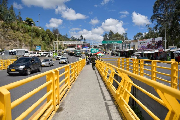 January 13, 2024, Tulcan, Charchi, Ecuador: A view of Colombia's police patrolling the rumichaca border bridge amid Ecuador's internal armed conflict as narco violence spreads across the country, January 13, 2024, in Tulcan, Ecuador. The Colombia - Ecuado