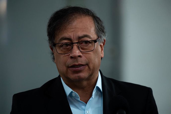 Archivo - October 29, 2023, Bogota, Cundinamarca, Colombia: Colombian president Gustavo Petro speaks to the media during the Colombian regional elections in Bogota, October 29, 2023.