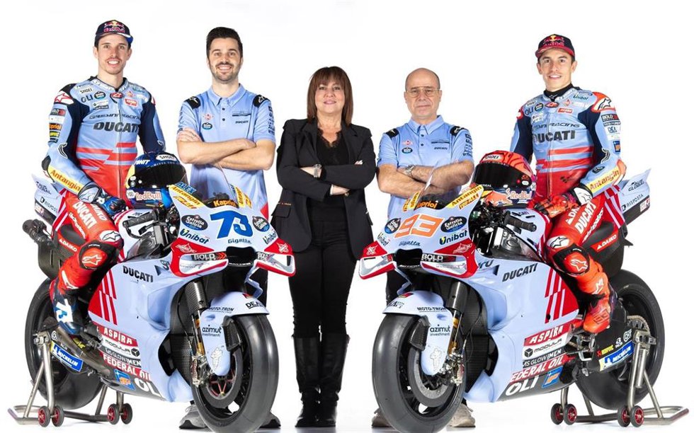 El equipo Gresini presenta las Ducatis de los Márquez