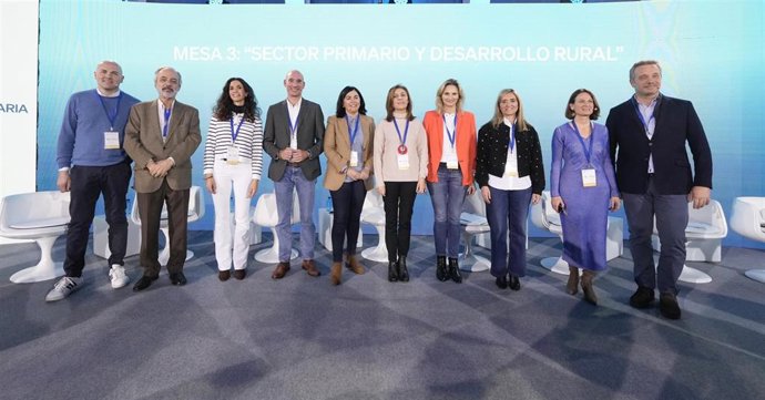 La portavoz del PP en el Parlamento riojano, CristinaMaiso ha intervenido en la 26 Interparlamentaria del PP, que se celebra este fin de semana en Ourense, con la ponencia 'El relevo generacional y la protección de los más vulnerables en el medio rural'