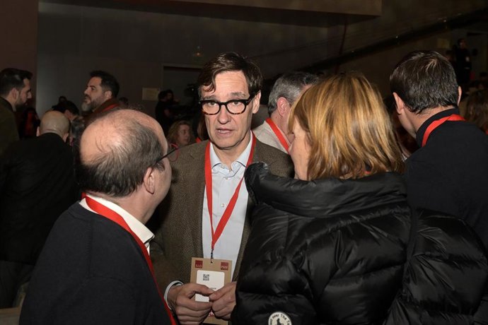Archivo - El primer secretario del PSC, Salvador Illa, durante la primera jornada de la Convención Política del Partido Socialista 'Democracias más fuertes, en Palexco, a 19 de enero de 2024, en A Coruña, Galicia (España). El PSOE celebra desde hoy has