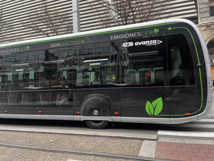 Once líneas de bus modifican sus cuadros de marcha y otras tres mejoran sus frecuencias en Zaragoza.