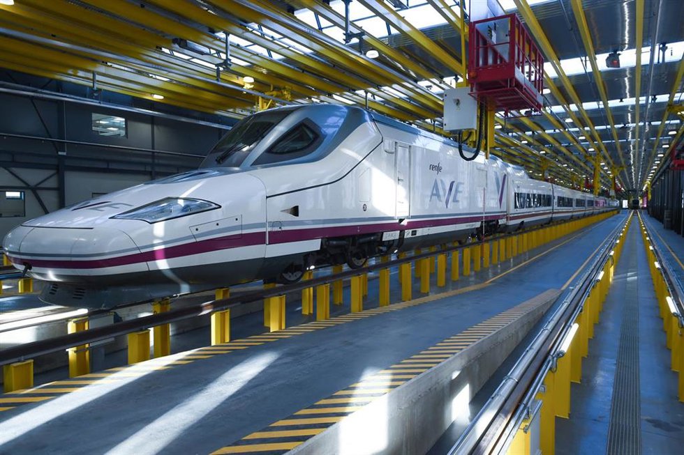 Nuevas instalaciones de la base de mantenimiento de alta velocidad de Santa Catalina en Vallecas, a 17 de enero de 2024, en Madrid (España). 