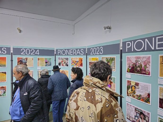 Exposición 'Pioneras turolenses' en Barrachina.