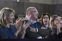 Tellado dice que a Montero y a PSOE no les preocupa su calvicie sino que no tiene "pelos en la lengua" y les planta cara