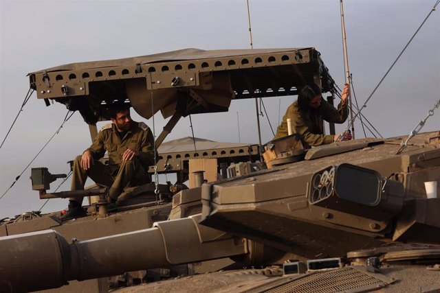 Militar israelí en la frontera con Gaza 