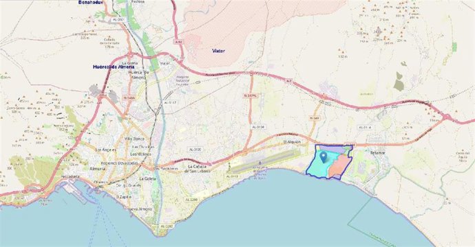 Ubicación prevista para la celebración del festival 'Dreambeach', junto a viviendas de El Toyo.