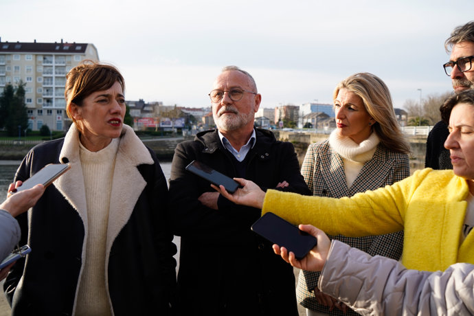 Yolanda Díaz y Marta Lois visitan Cambre (A Coruña)