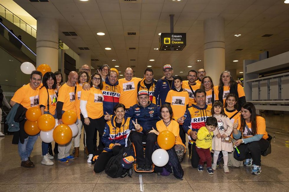 El piloto español Isidre Esteve (Repsol Toyota Rally Team) a su llegada del Rally Dakar 2024