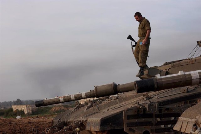 Imagen de archivo de un militar israelí en la frontera con Gaza 