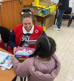 Cruz Roja atiende a más de 1.500 menores de familias con dificultades en su campaña de juguetes.