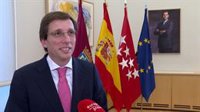 Almeida muestra el "profundo agradecimiento" de los madrileños por la Medalla de la Ciudad de Toledo a Madrid