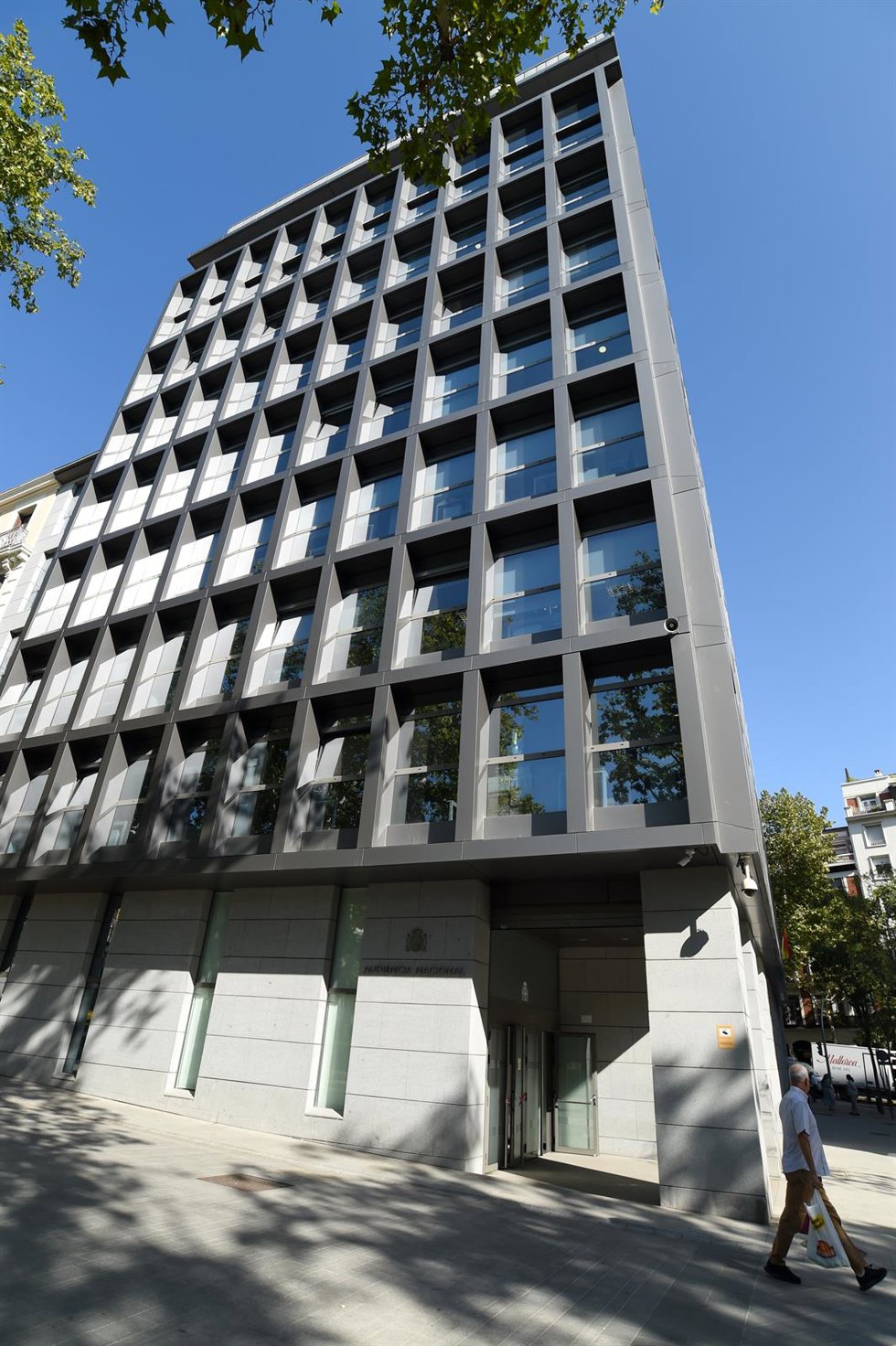 Archivo - Fachada de la Audiencia Nacional, a la que ha acudido el exseleccionador, Jorge Vilda esta mañana para tomar declaración como investigado, a 10 de octubre de 2023, en Madrid (España). El juez de la Audiencia Nacional que investiga al expreside