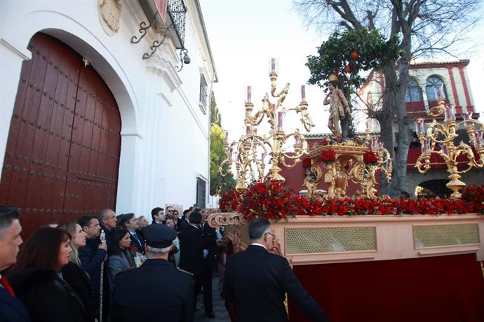 Ayuntamiento De Tomares: Nota De Prensa Y 5 Fotos (Tomares Vive Con Emoción El Día De Su Patrón, San Sebastián)