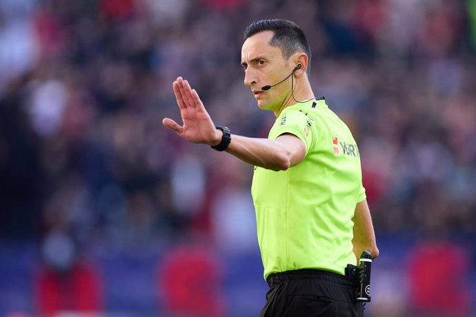 Jose Maria Sanchez Martinez reacts during the LaLiga EA Sports match between CA Osasuna and Getafe CF at El Sadar on January 21, 2024, in Osasuna, Spain.