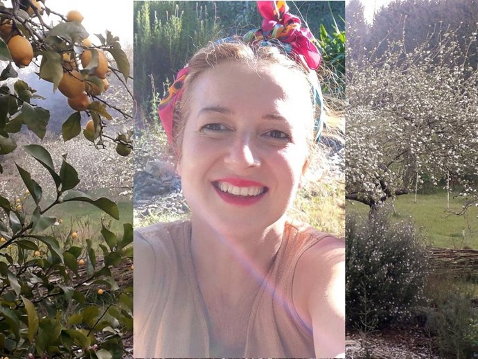 Virginia López, participante en el proyecto piloto de las Residencias Artísticas y Acción Cultural en el Palacio de San Andrés de Cornellana, en Gijón, en el que desarrolla su proyecto 'Un jardín amateur para El Palacio'.