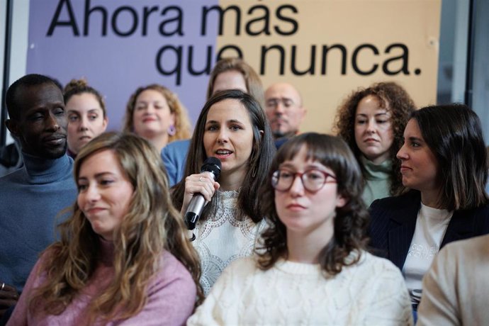 La secretaria general de Podemos, Ione Belarra, interviene durante la presentación de su candidatura Ahora más que nunca a las elecciones Europeas, a 22 de enero de 2024, en Madrid (España). 