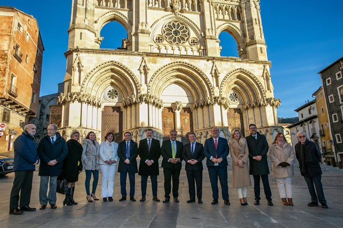Inauguración en la iglesia de San Miguel Cuenca del espectáculo Luz Cuenca. .