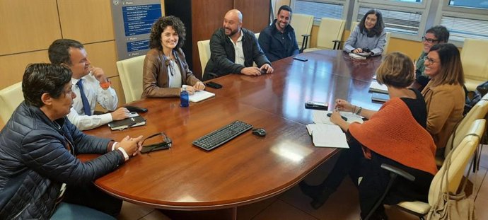 Reunión entre representantes del Cabildo de Tenerife y el Ayuntamiento de Tegueste para abordar la conversión de la Casa los Zamorano en Oficina de Turismo