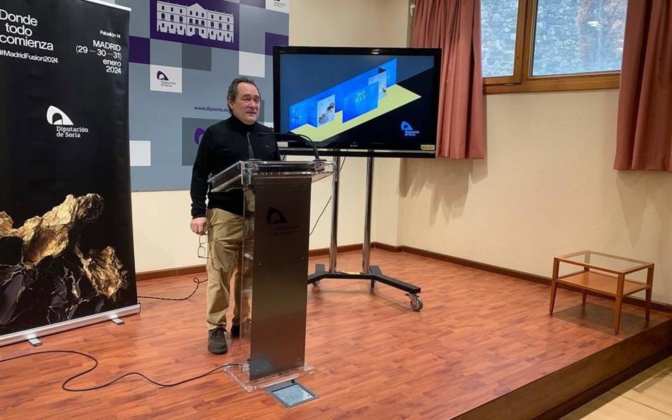 El diputado Saturnino de Gregorio explica la participación de Soria en Madrid Fusión.