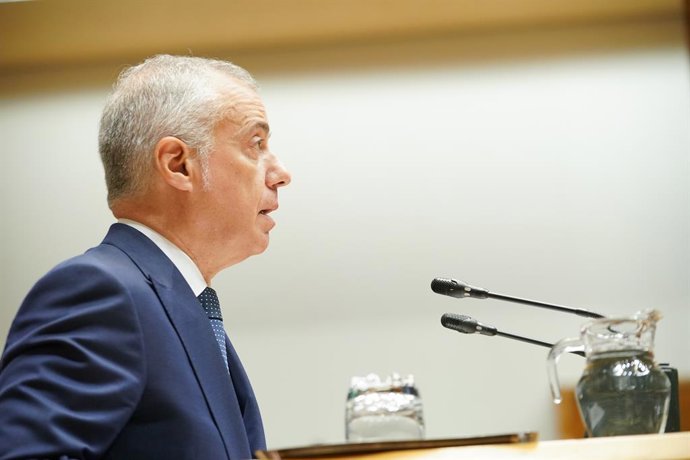 Archivo - El Lehendakari, Iñigo Urkullu, interviene durante el último pleno de Política General de la Legislatura del Gobierno vasco, en el Parlamento vasco, a 14 de septiembre de 2023, en Vitoria-Gasteiz, Álava, País Vasco (España). El Lehendakari ha d