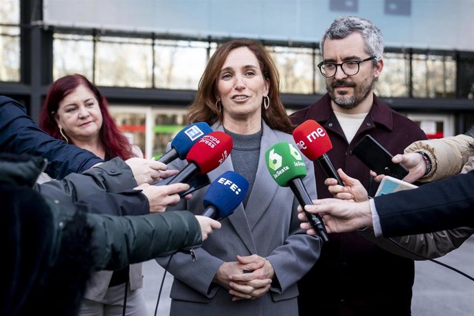 La ministra de Sanidad, Mónica García