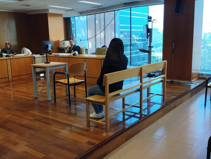 Cuidadora acusada de agredir a una niña de dos años