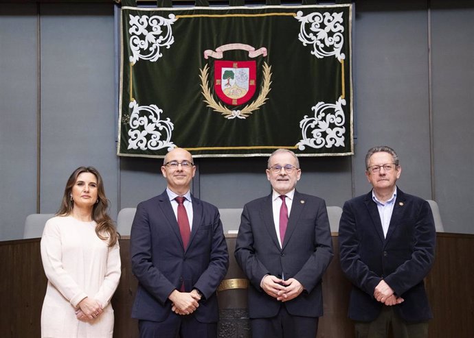 Toma de posesión de Santiago Fuente Sánchez como gerente de la Universidad de Cantabria (UC)