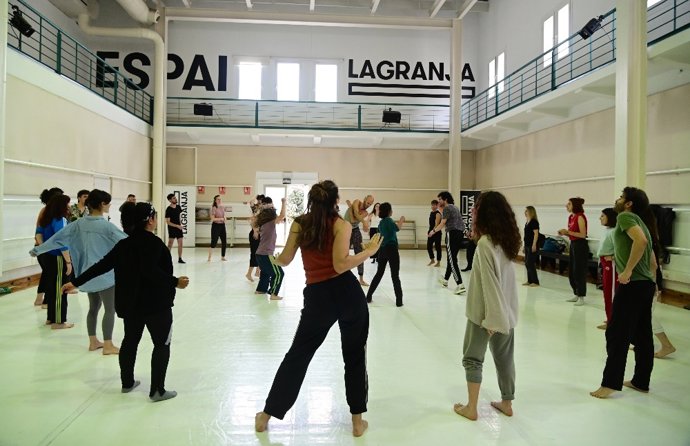El Institut Valenci de Cultura organiza un taller de autogestión cultural en Espai LaGranja