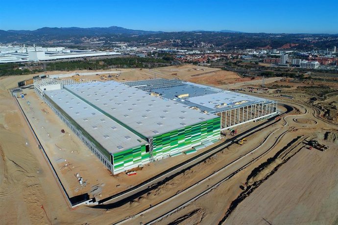 Obras del futuro almacén de Lidl en Martorell (Barcelona).