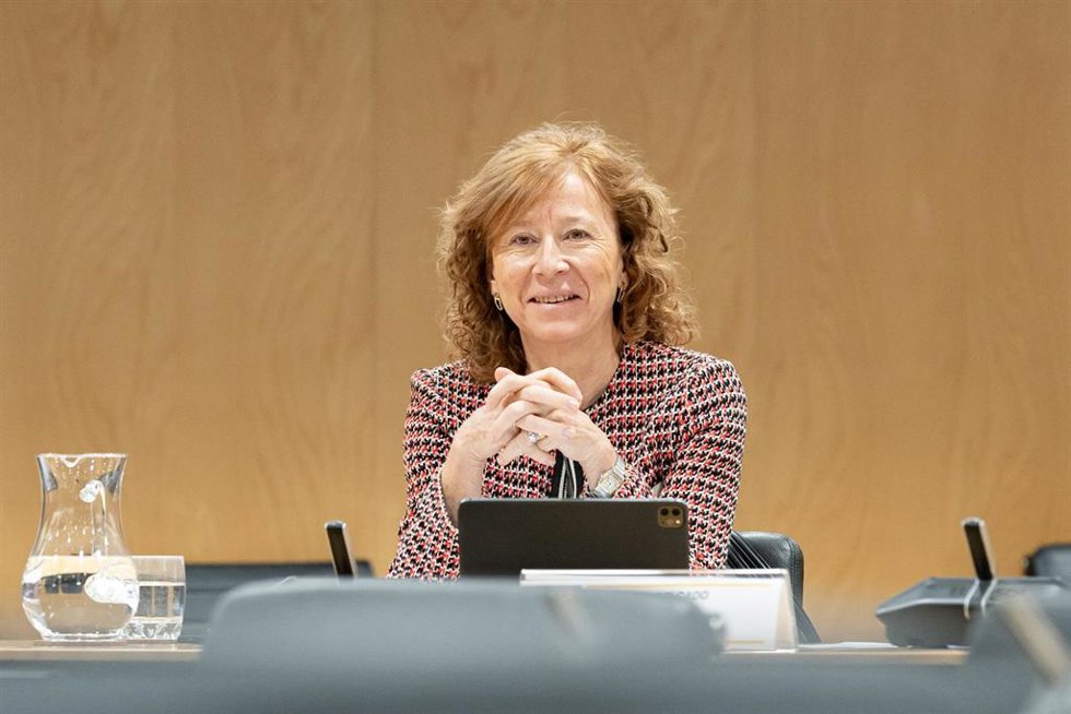 Archivo - La subgobernadora del Banco de España, Margarita Delgado, durante una reunión con el gobernador del Banco de España, las patronales bancarias AEB, CECA y Unacc y asociaciones de usuarios financieros y de mayores, en la sede del Ministerio, a 1